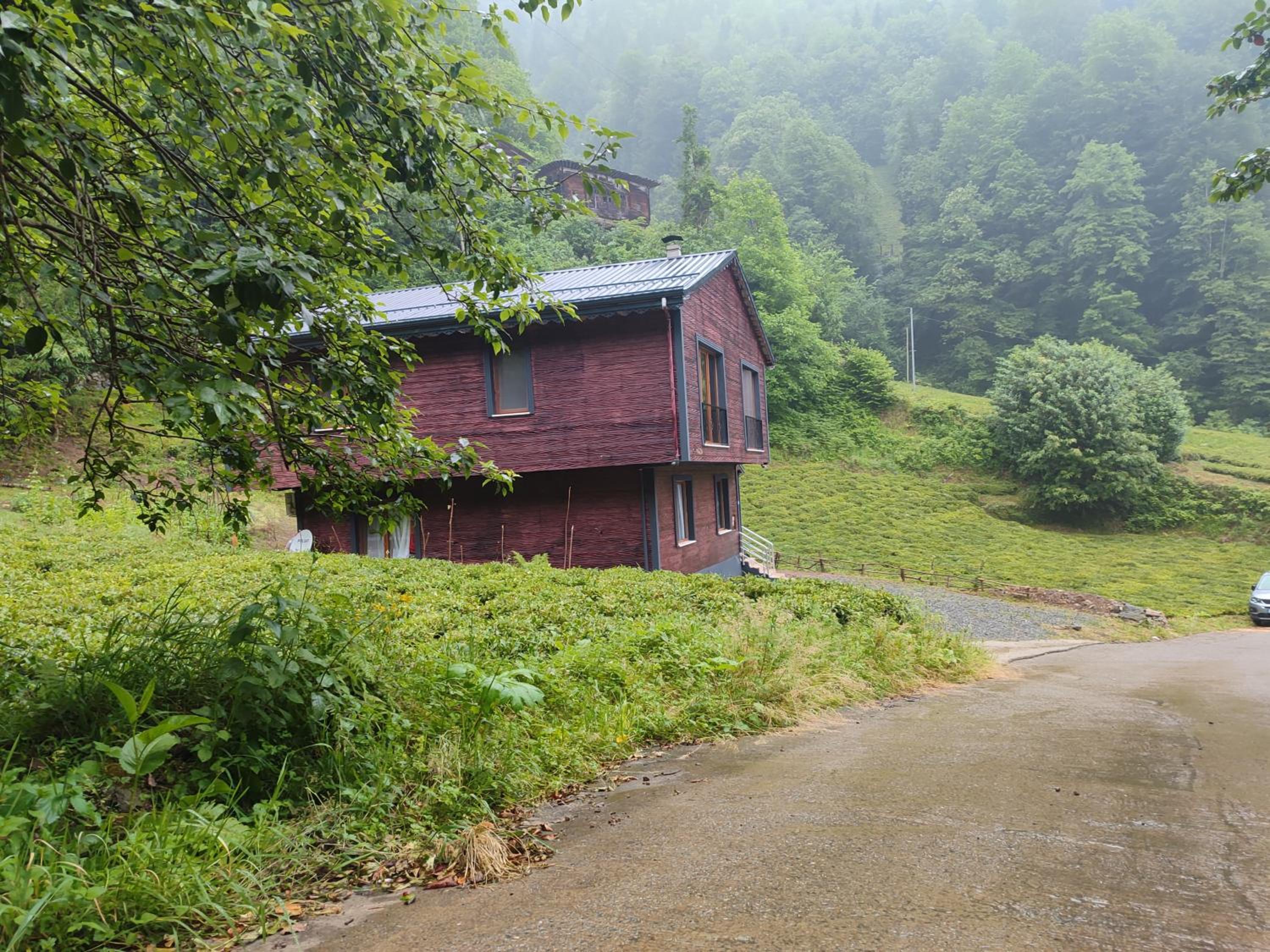 Hotel Maçkun Suite - Image 1