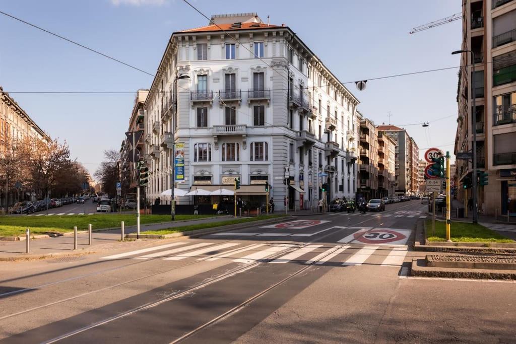Central apartment De Angeli charm residence