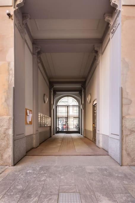 Central apartment De Angeli charm residence