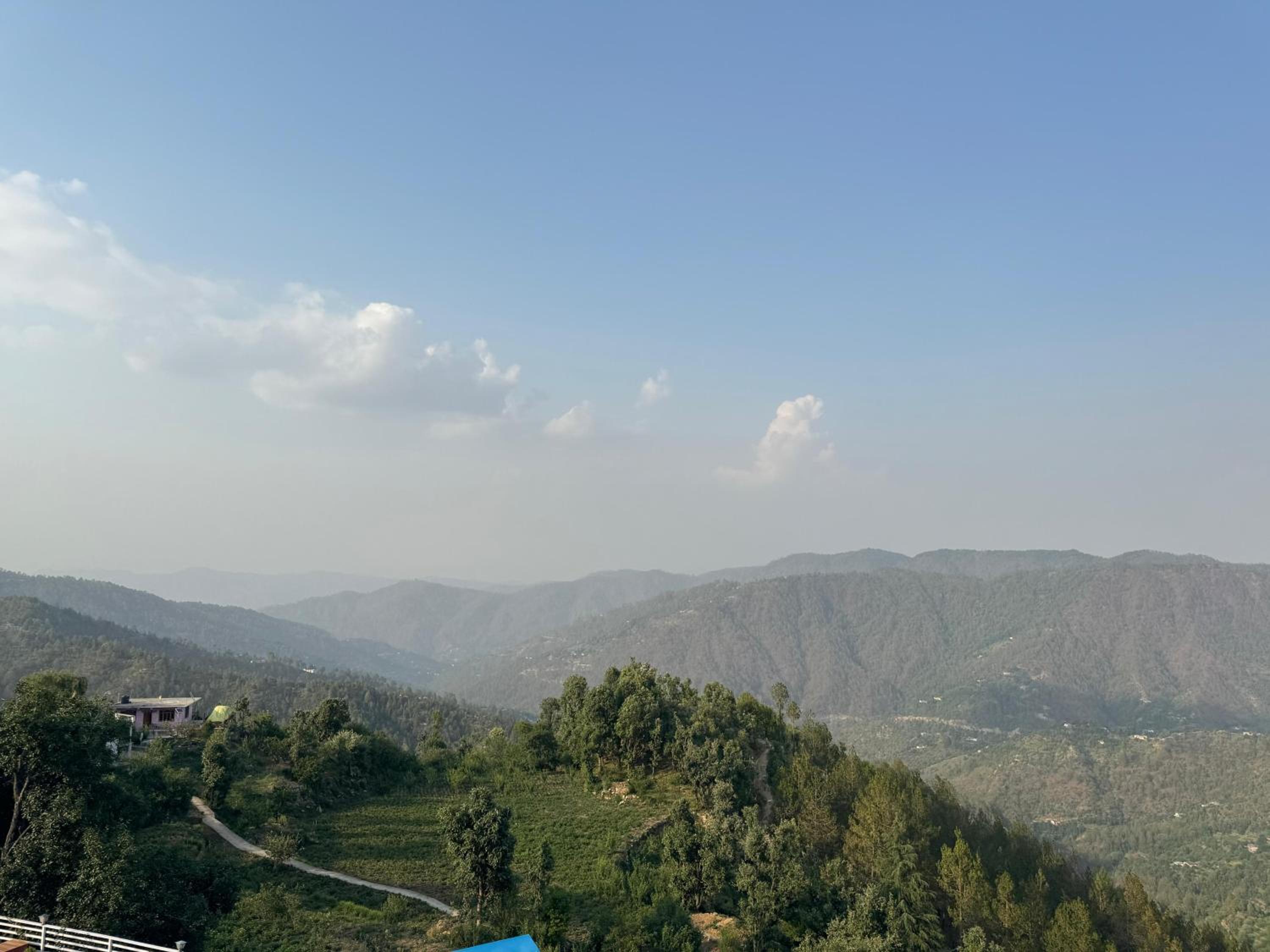 Ivaan Belle-Vue view 3