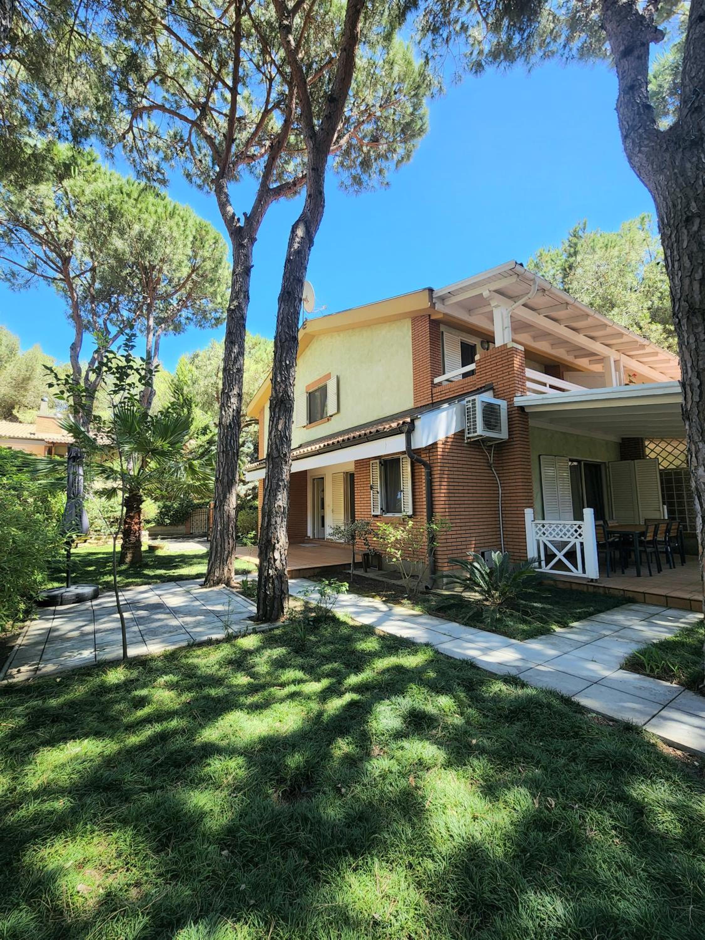 PineTrees Gem Villa Golem