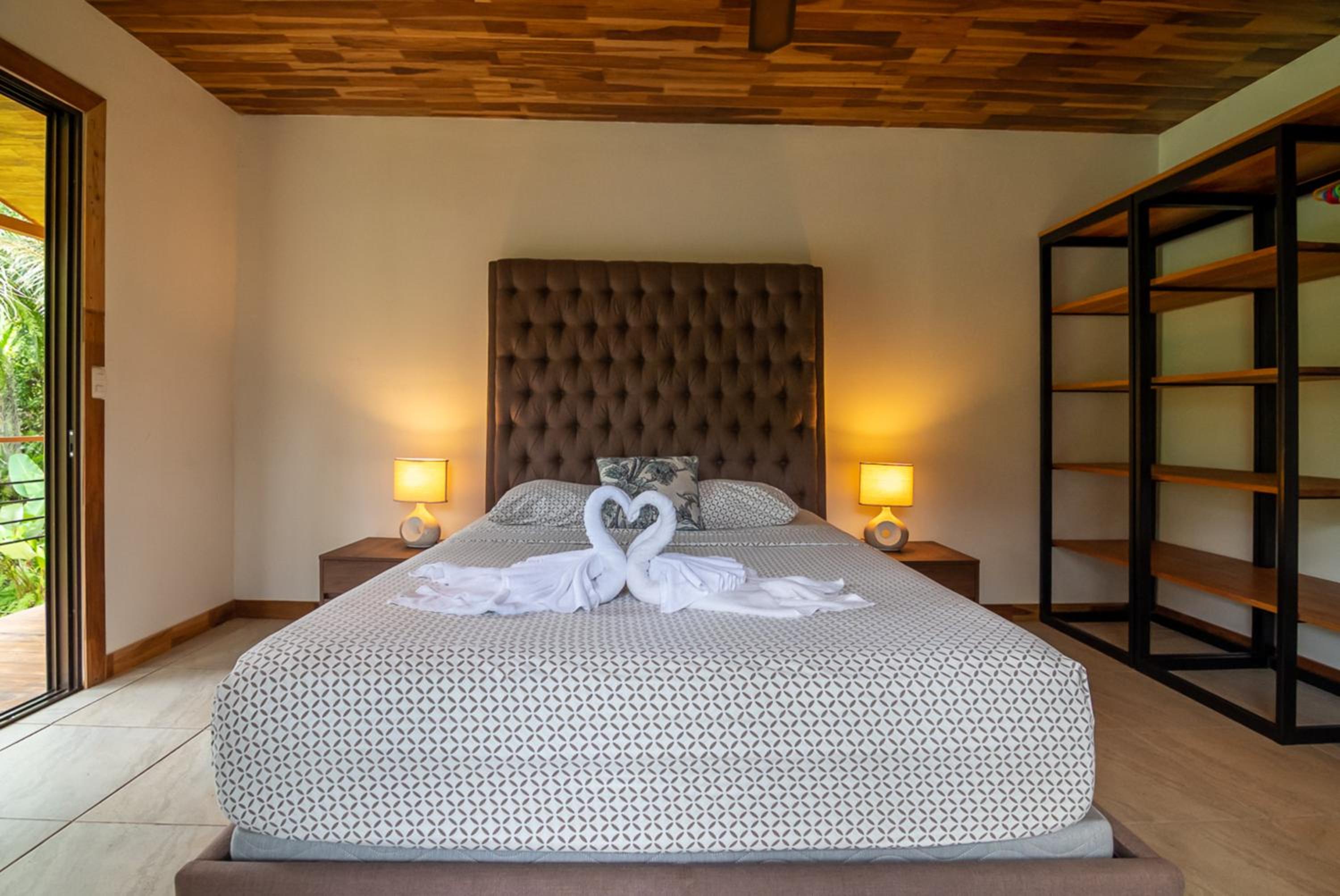 Osa Private Renting House-Villas-Tented-best views-nature-comfort