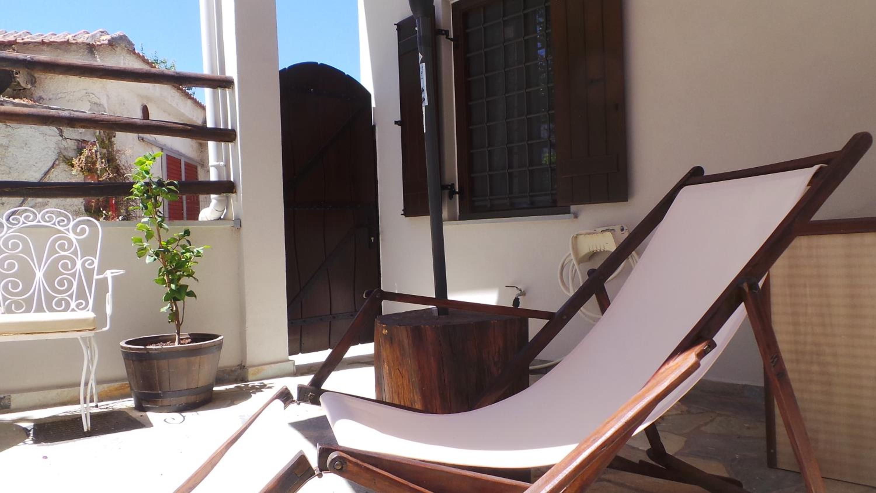 Marousos Central Guesthouse