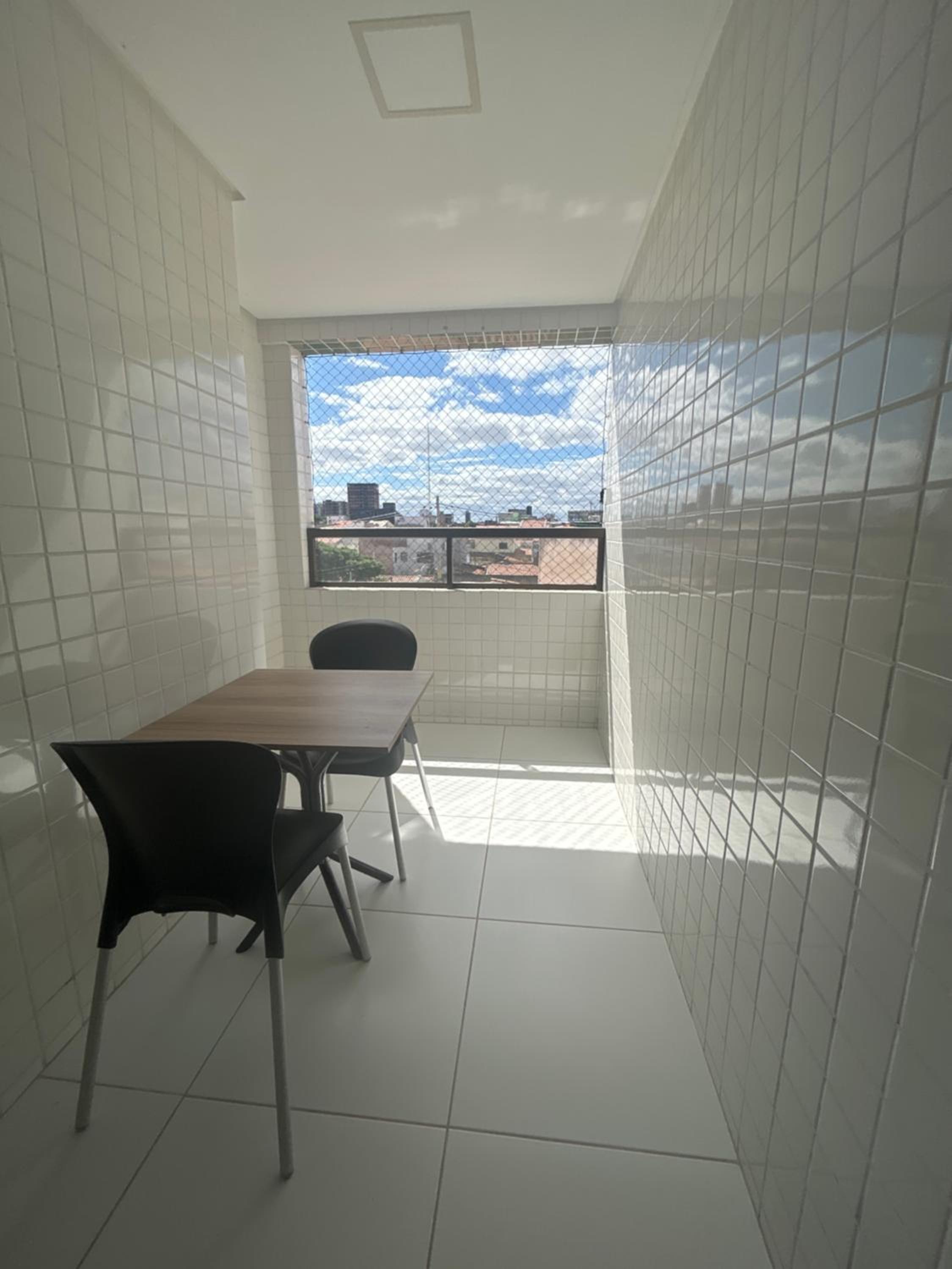 Na Orla de Petrolina, ar condicionado e elevador