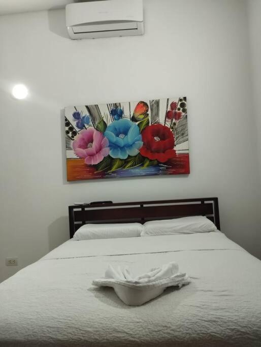 Fabulous 2bd apt with sea views
