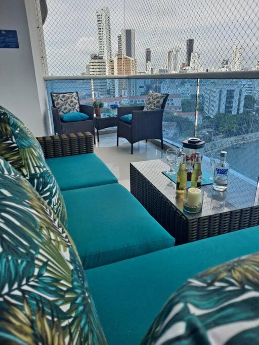 Fabulous 2bd apt with sea views