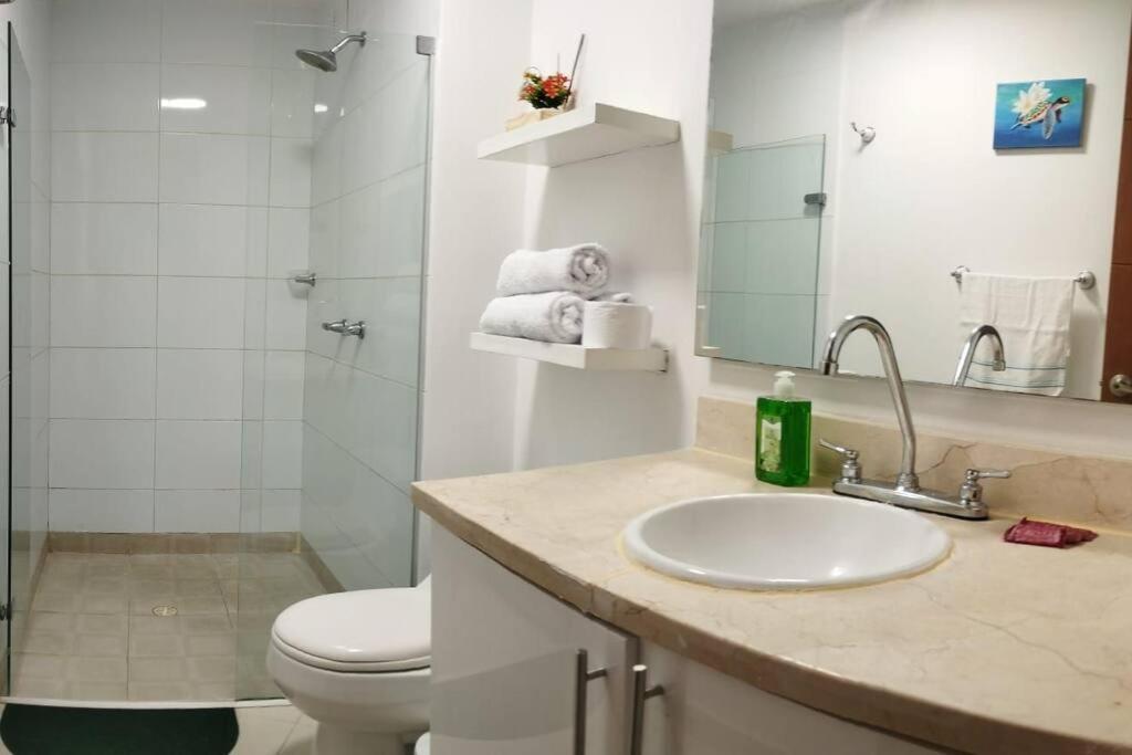 Fabulous 2bd apt with sea views