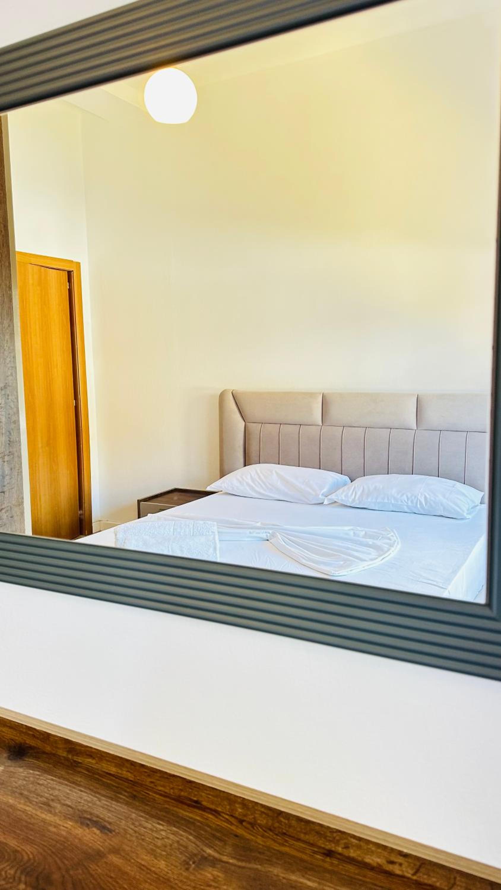 Pazari i Ri, Quiet and Central Stay, Self Check-in