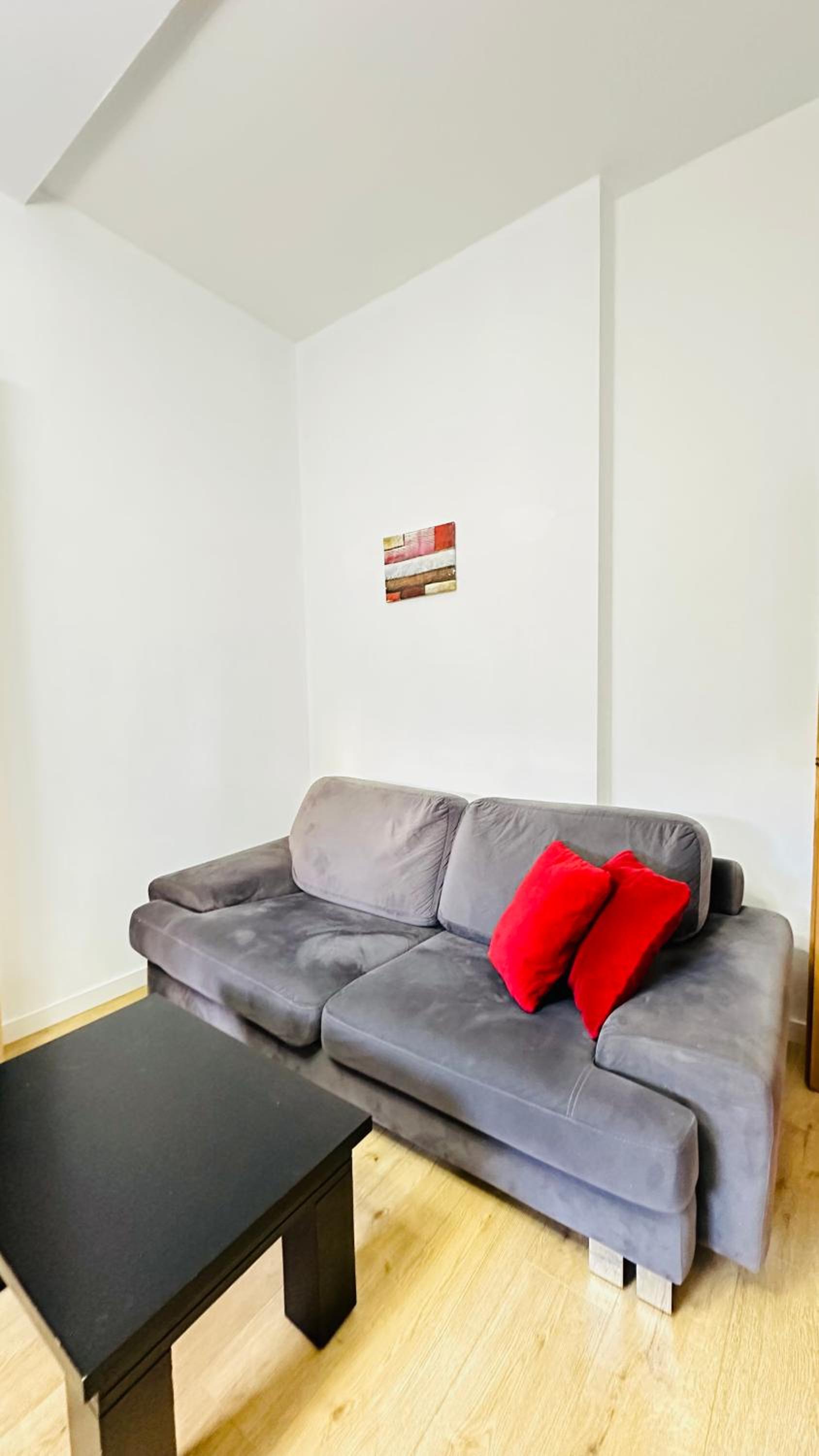 Pazari i Ri, Quiet and Central Stay, Self Check-in