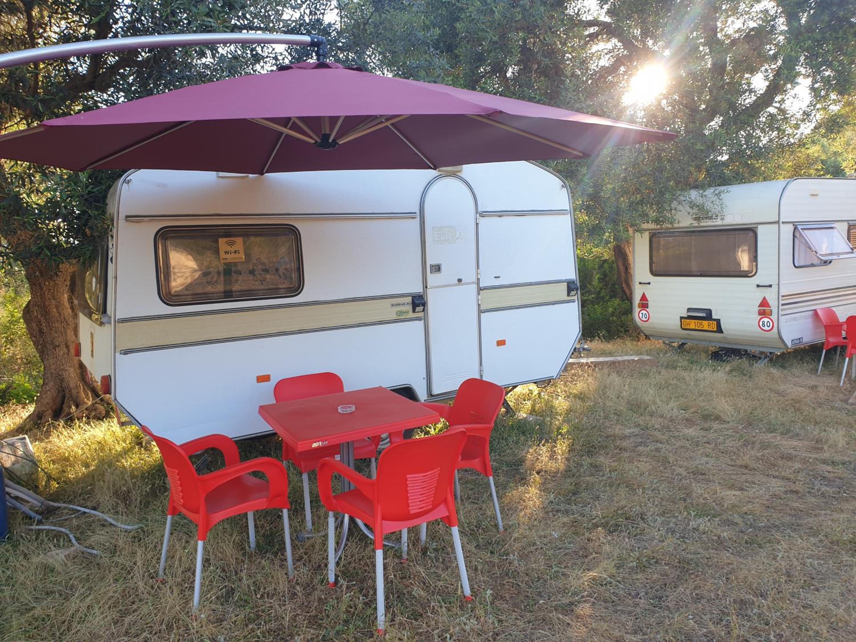 Aquariumi Jale Camping