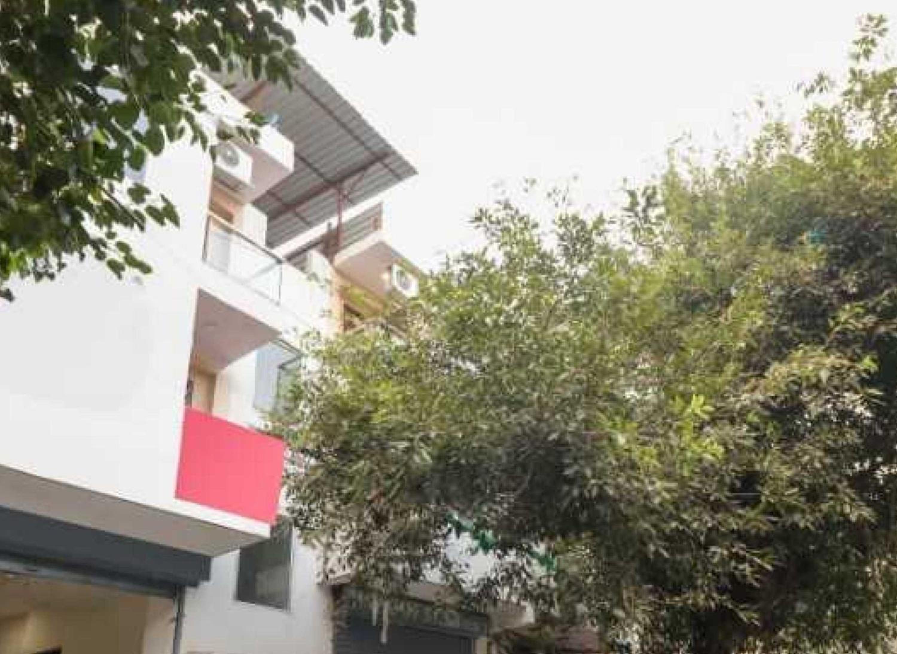 Hotel O Leisurrestay