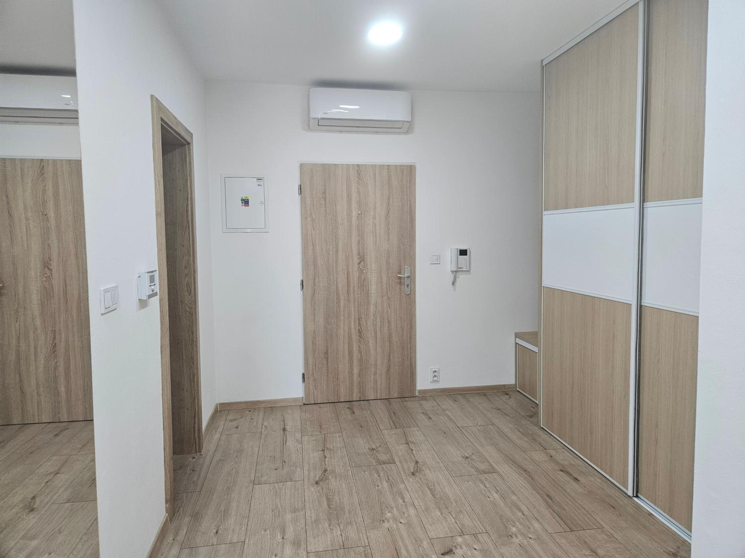 SALAN Apartman Šaľa view 4
