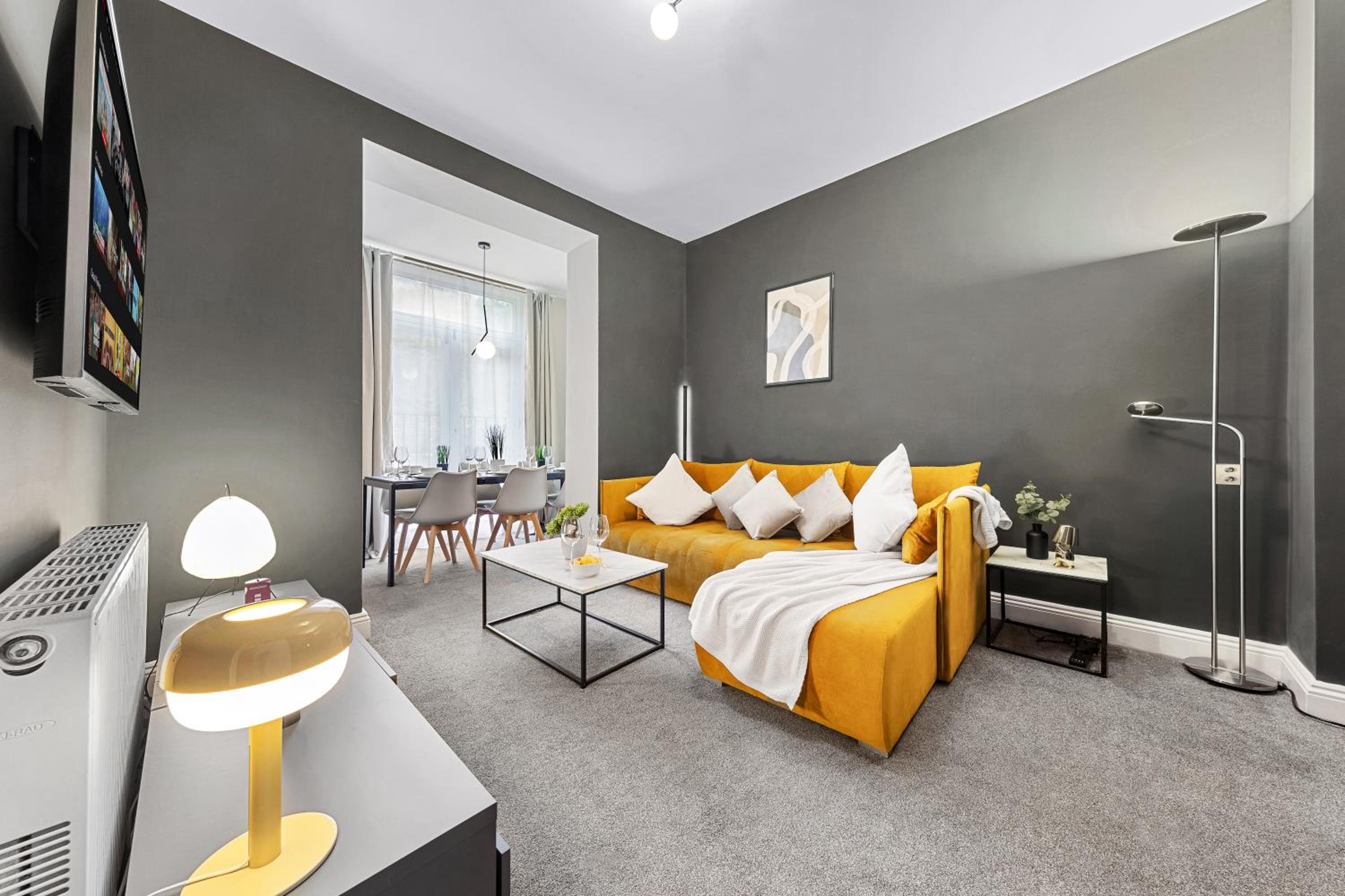 Baker Street Station 2-Bedroom Luxury Dream Flat! Hyde Park, Edgware Road & Oxford Street
