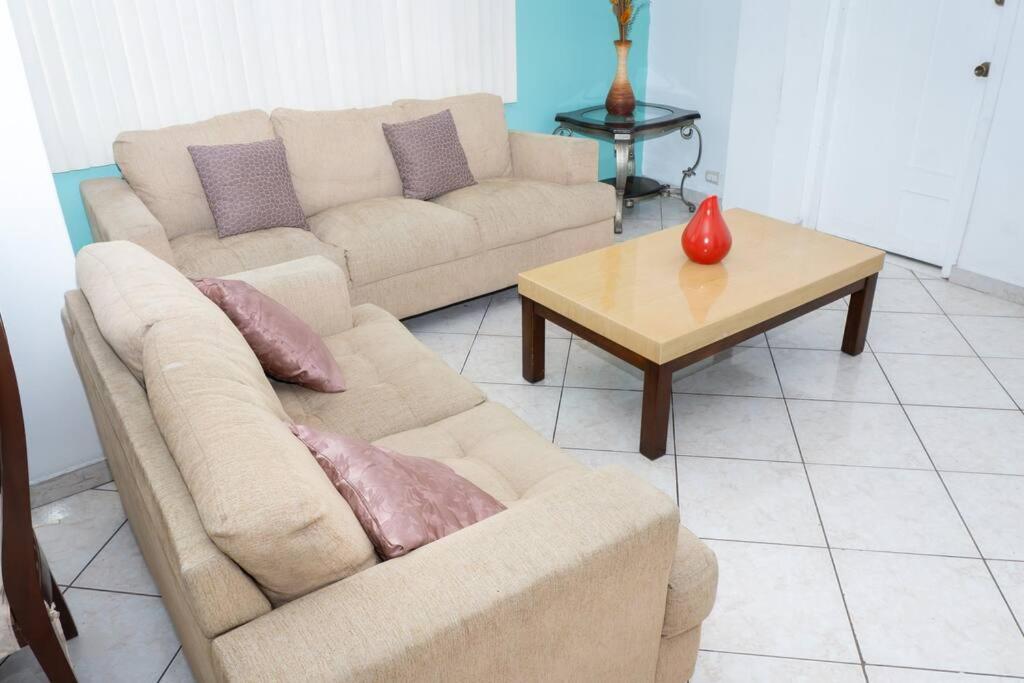 Lovely Apt in the Heart of Downtown Guayaquil