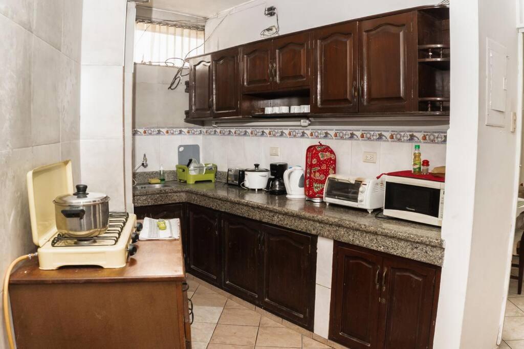 Lovely Apt in the Heart of Downtown Guayaquil