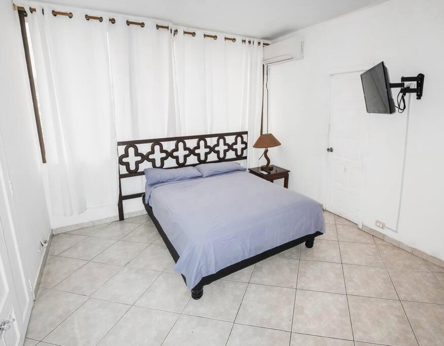 Lovely Apt in the Heart of Downtown Guayaquil