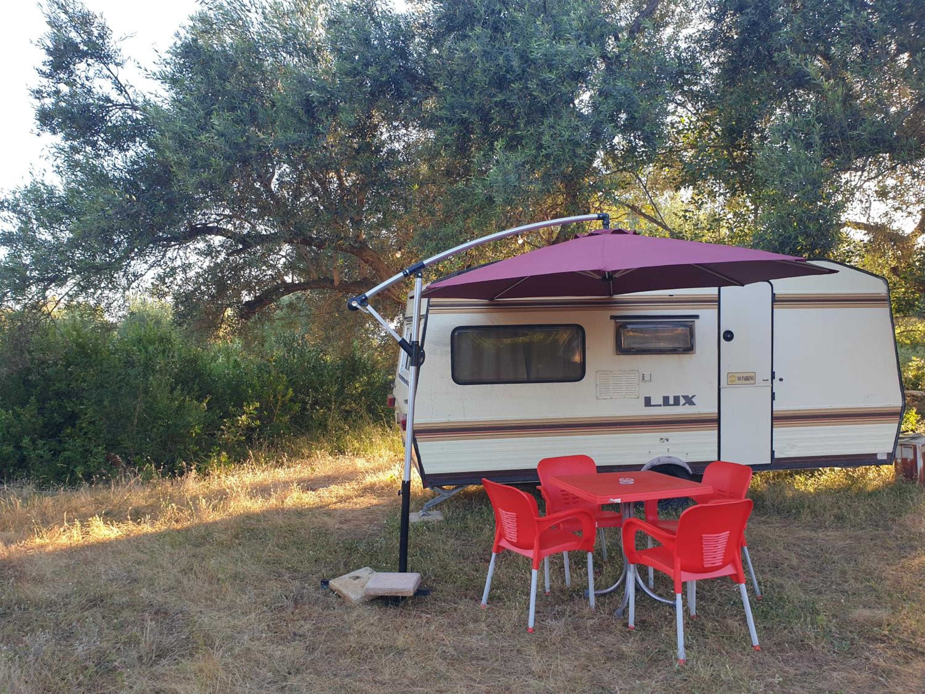 Aquariumi Jale Camping