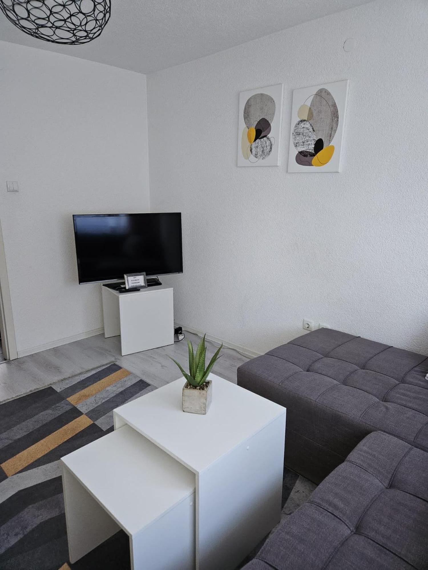 Apartman Aladin view 3