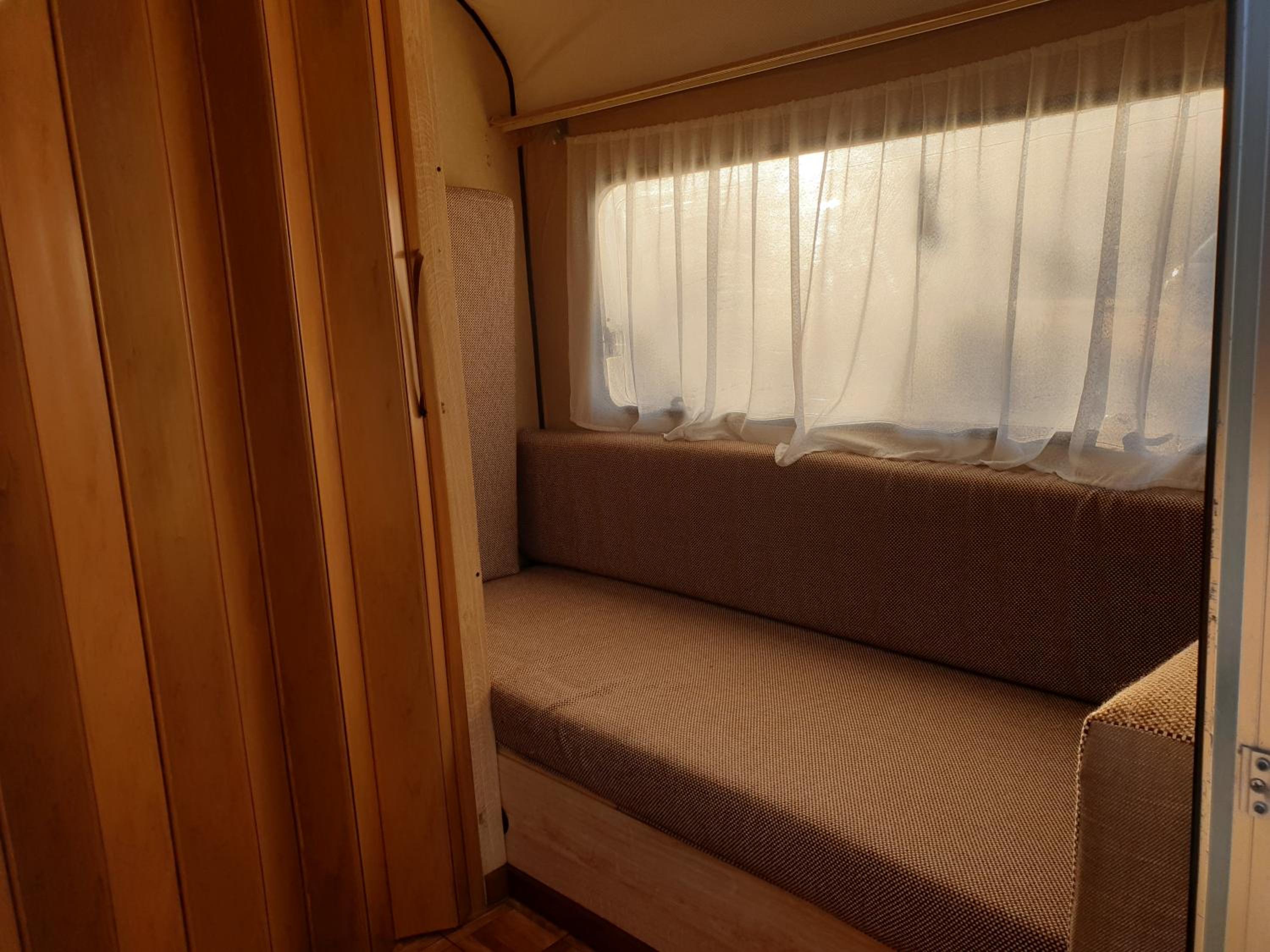 Aquariumi Jale Camping