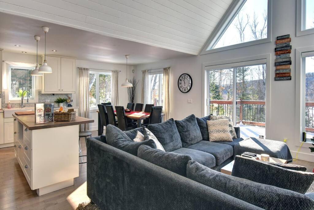 Luxurious Scandinavian Golf Chalet with Private Spa