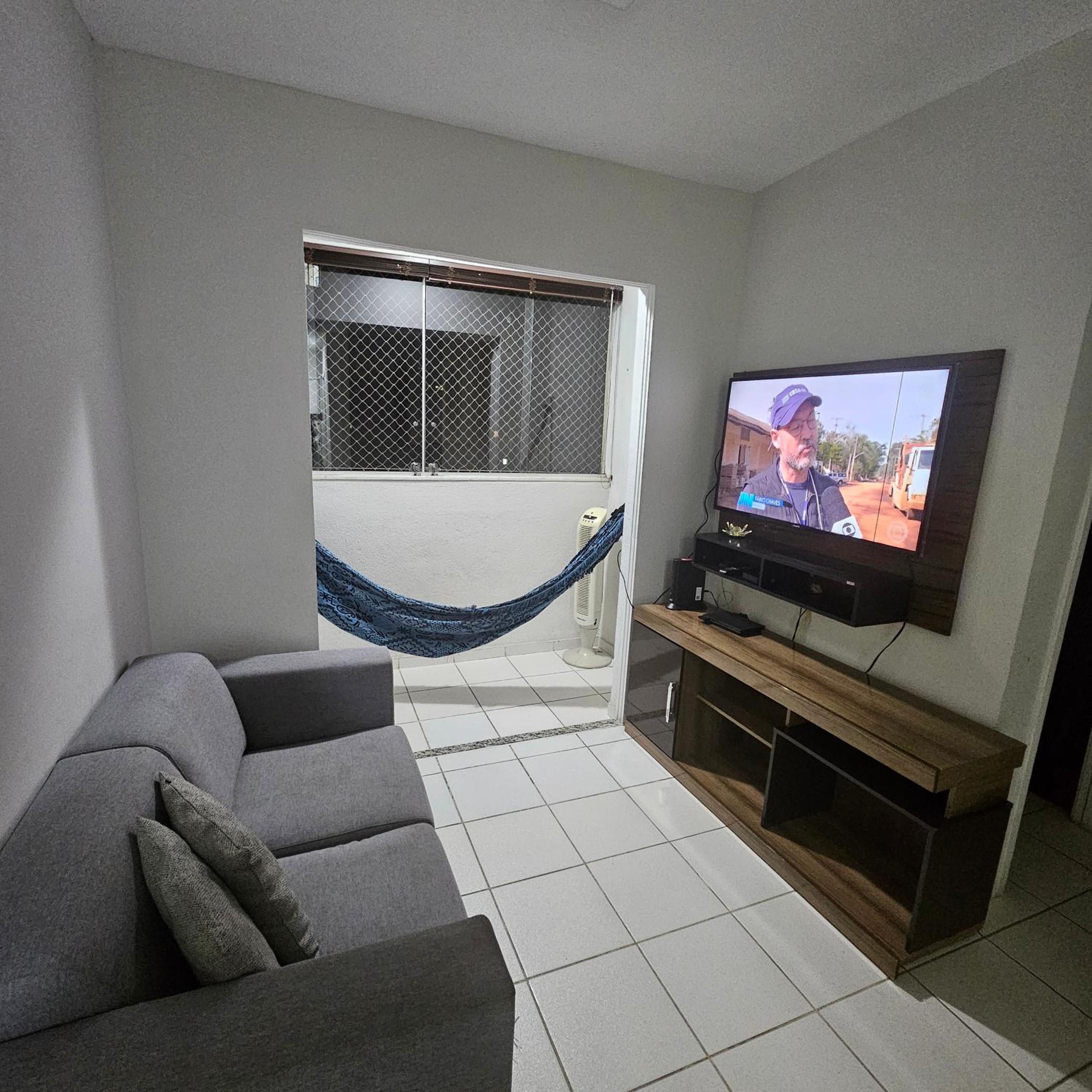 Apartamento aconchegante e bem localizado