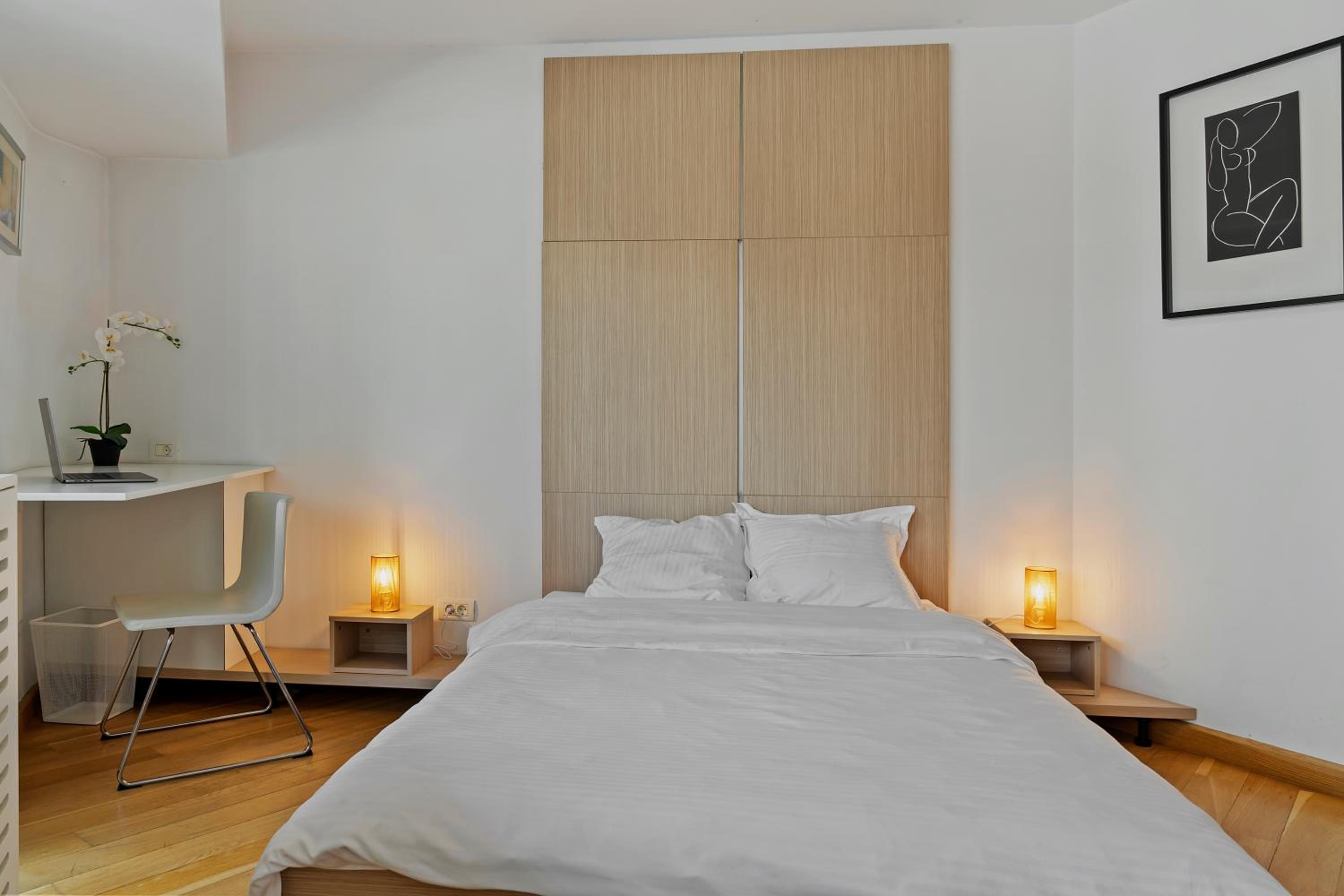 EDES Central Suite Perfect Location & Modern