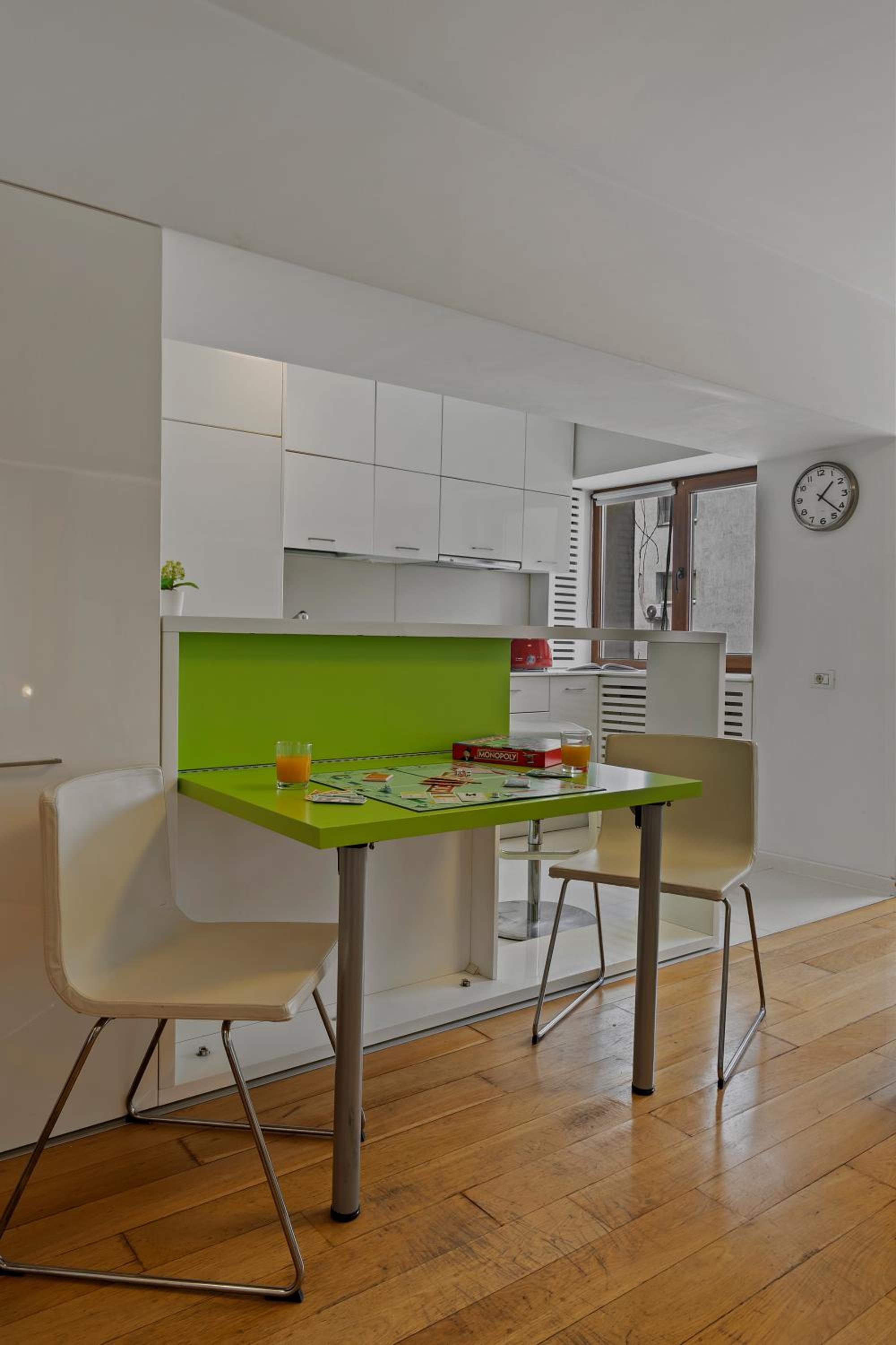 EDES Central Suite Perfect Location & Modern