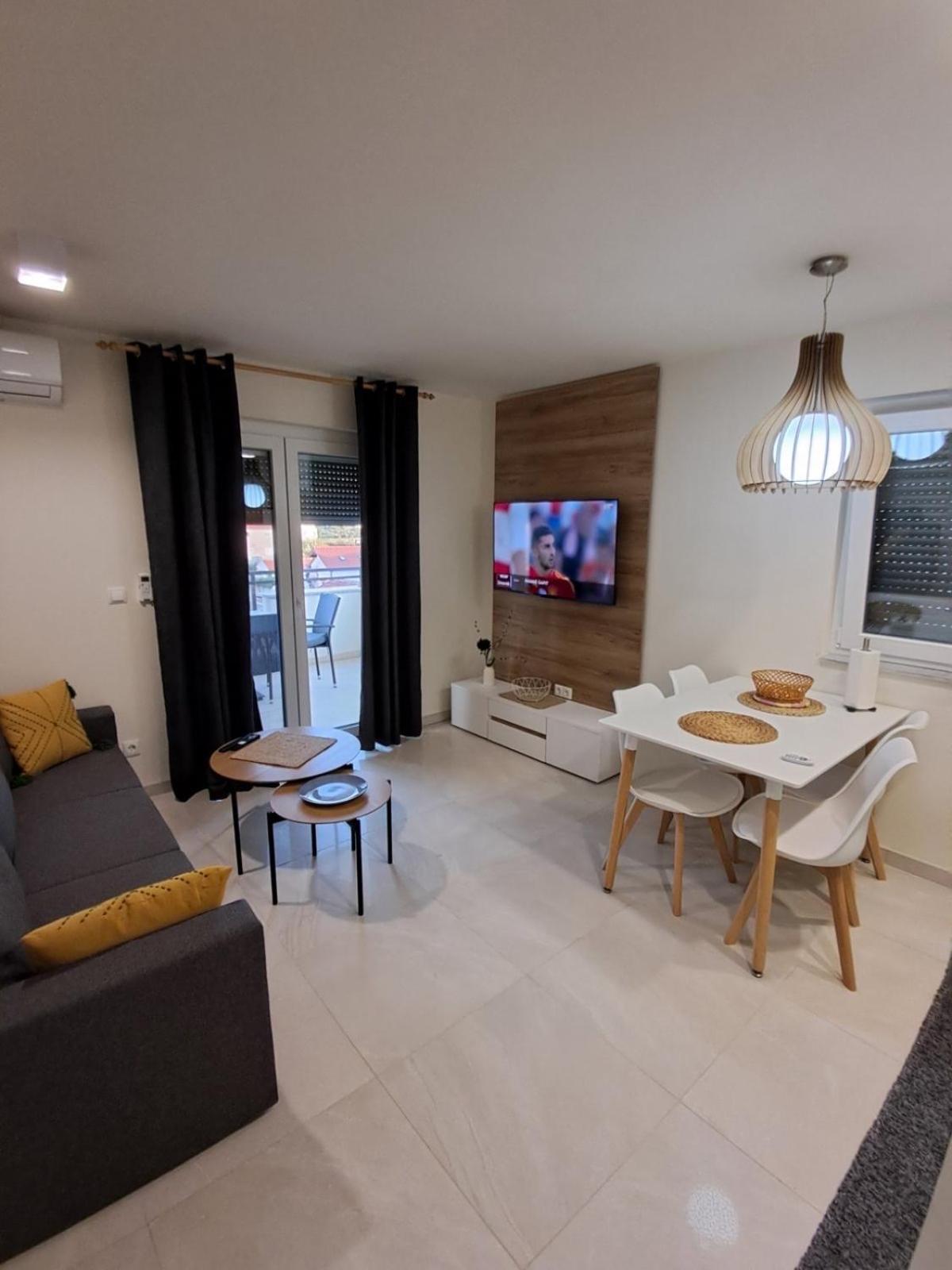 Apartmani Datea