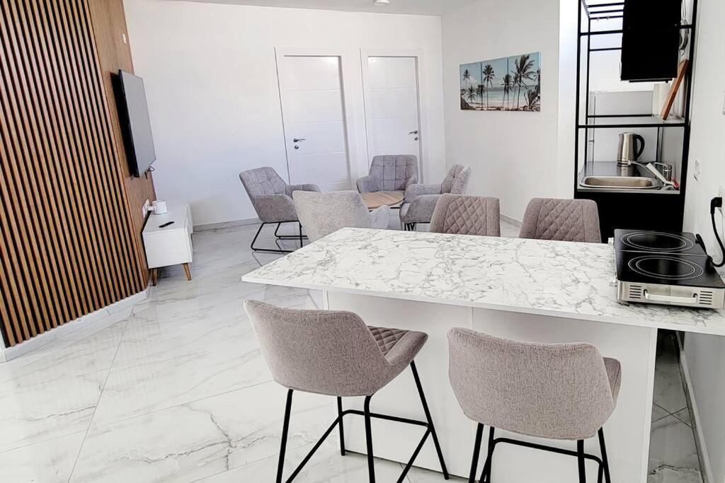 Deluxe Apartment in Ramat Gan Next to Sheba Hospital