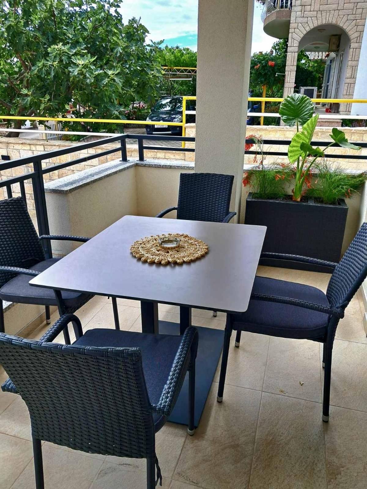 Apartmani Datea