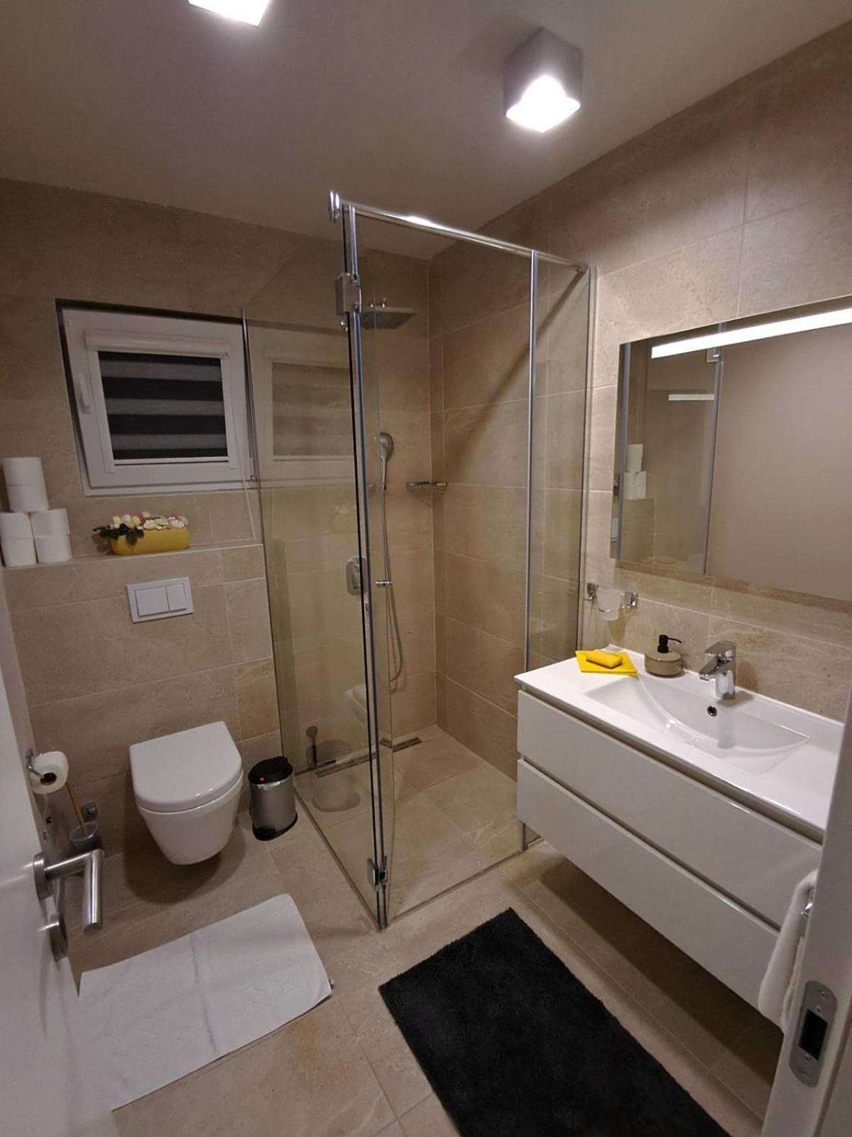Apartmani Datea