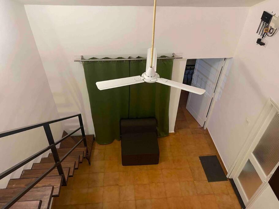 Fully Furnished Penthouse Studio Beiramar nr Titos lane,Baga view 3