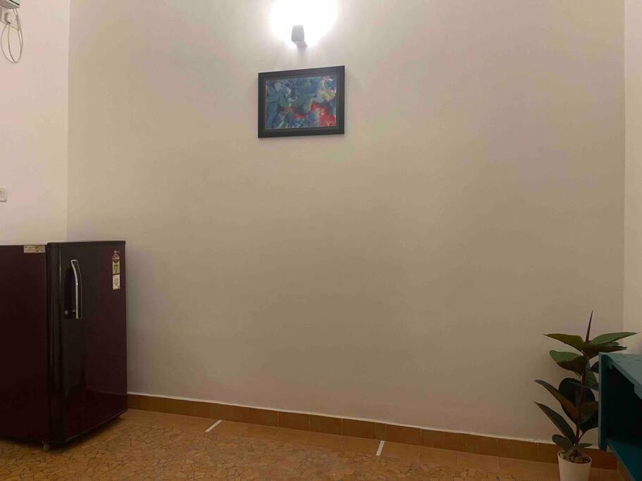 Fully Furnished Penthouse Studio Beiramar nr Titos lane,Baga view 5