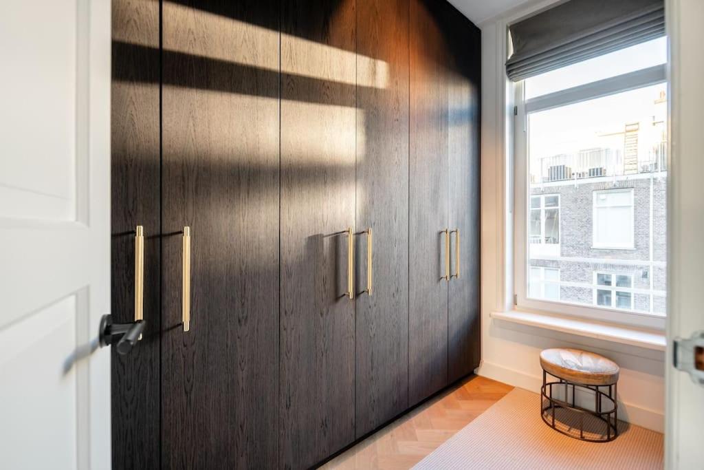 Luxurious Central Park 1-Bed Apartment