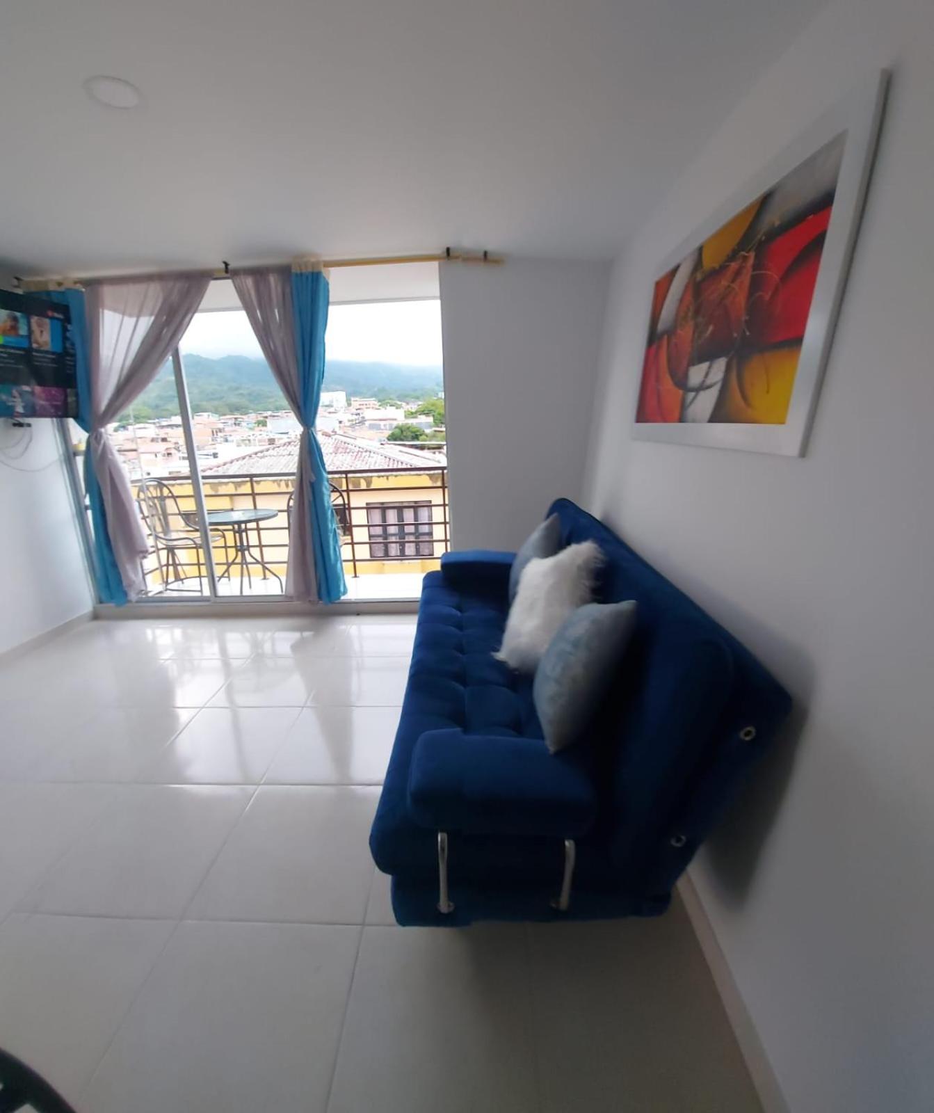Lindo Aparta Estudio Campus 67