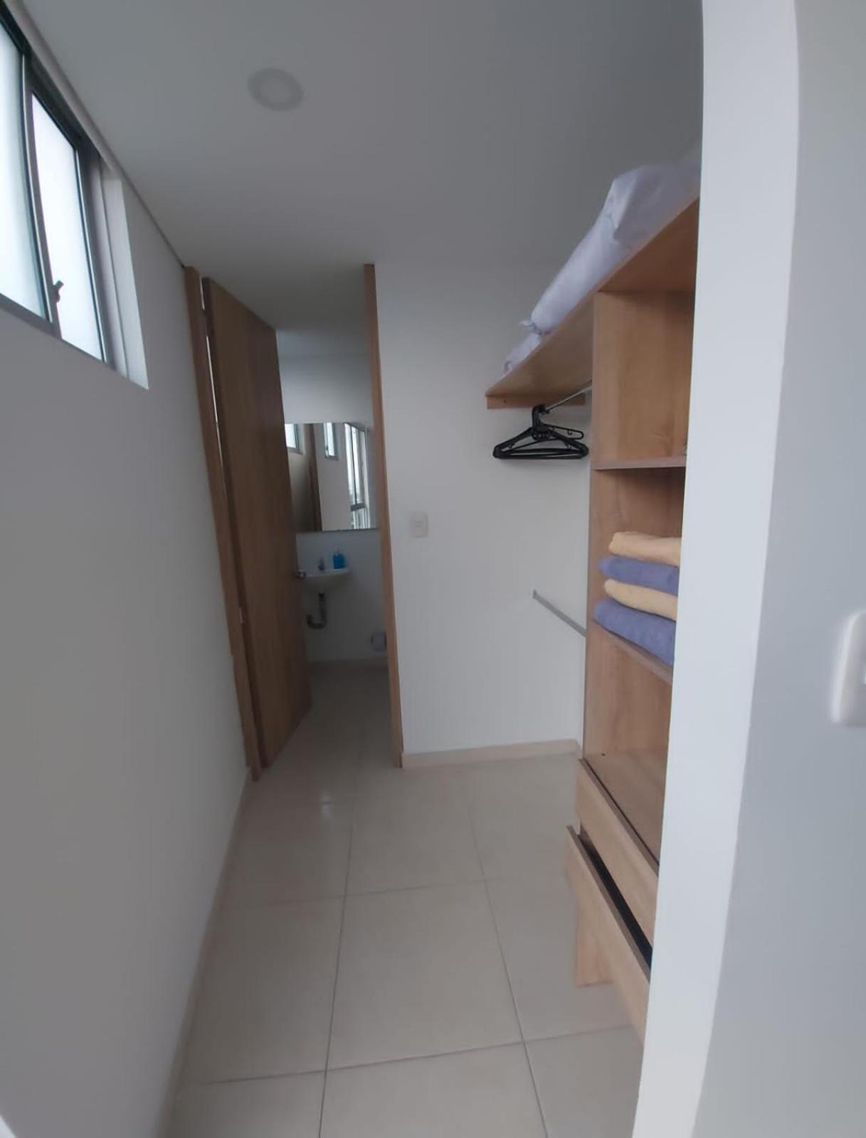 Lindo Aparta Estudio Campus 67