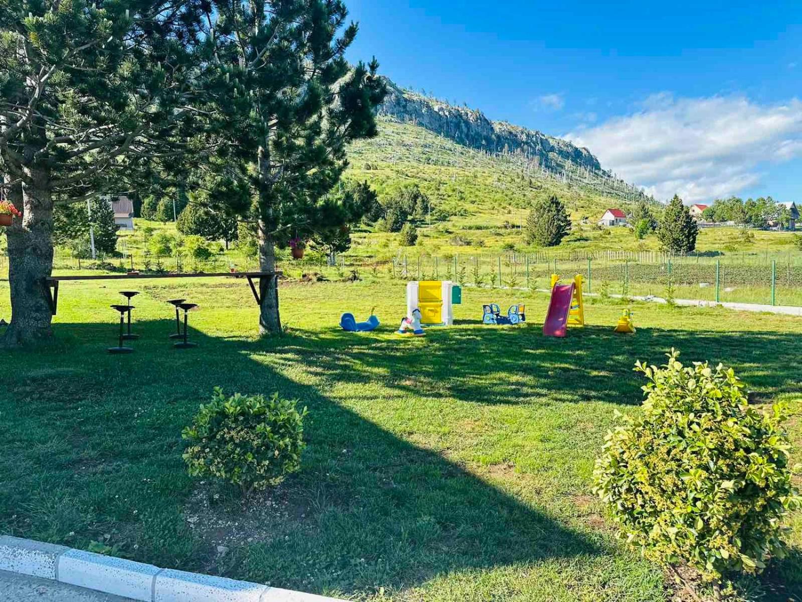 Gazdinstvo Popovic,Kucka Korita-Podgorica view 4