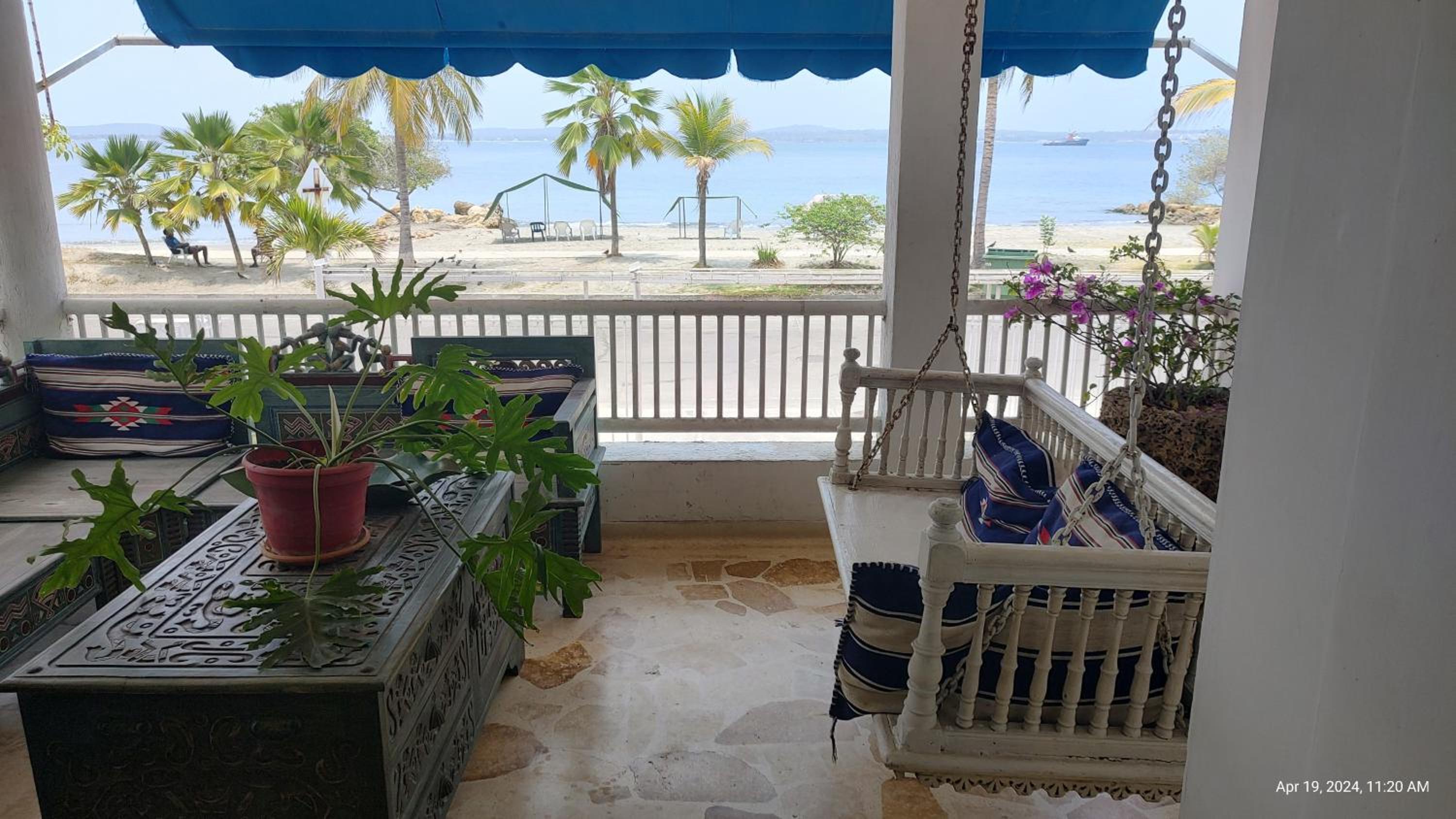 Habitación de lujo en hermosa casa frente al mar