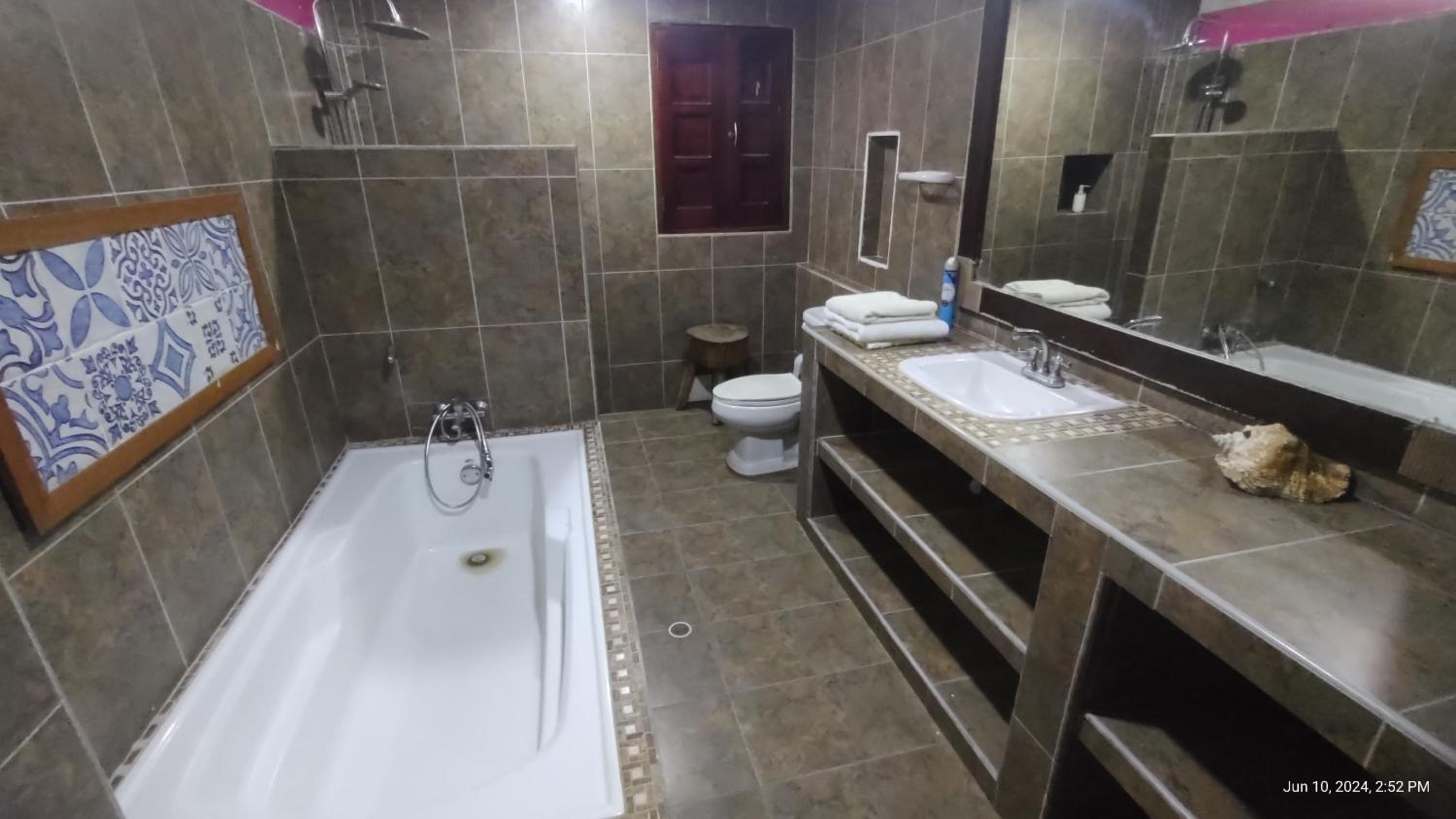 Habitación de lujo en hermosa casa frente al mar