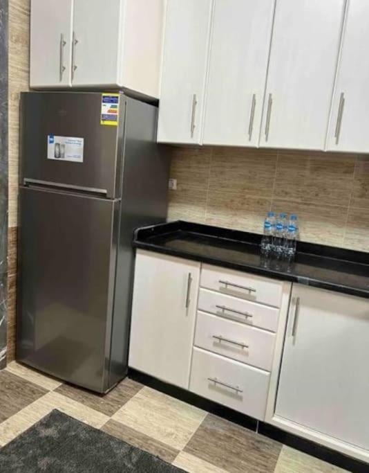 Apartment near to point 90 Mall