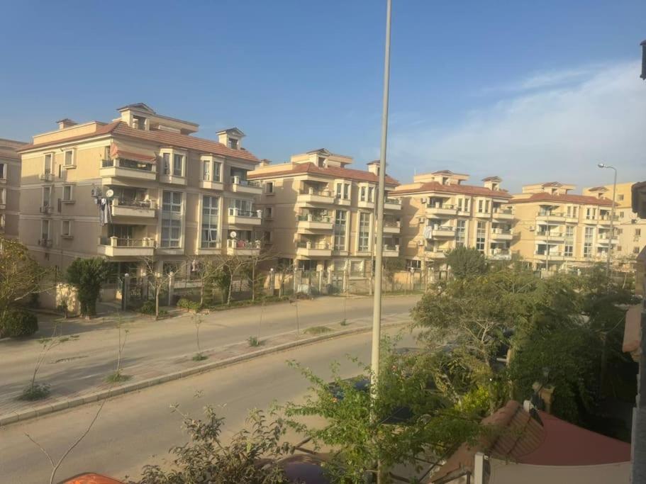 Apartment near to point 90 Mall