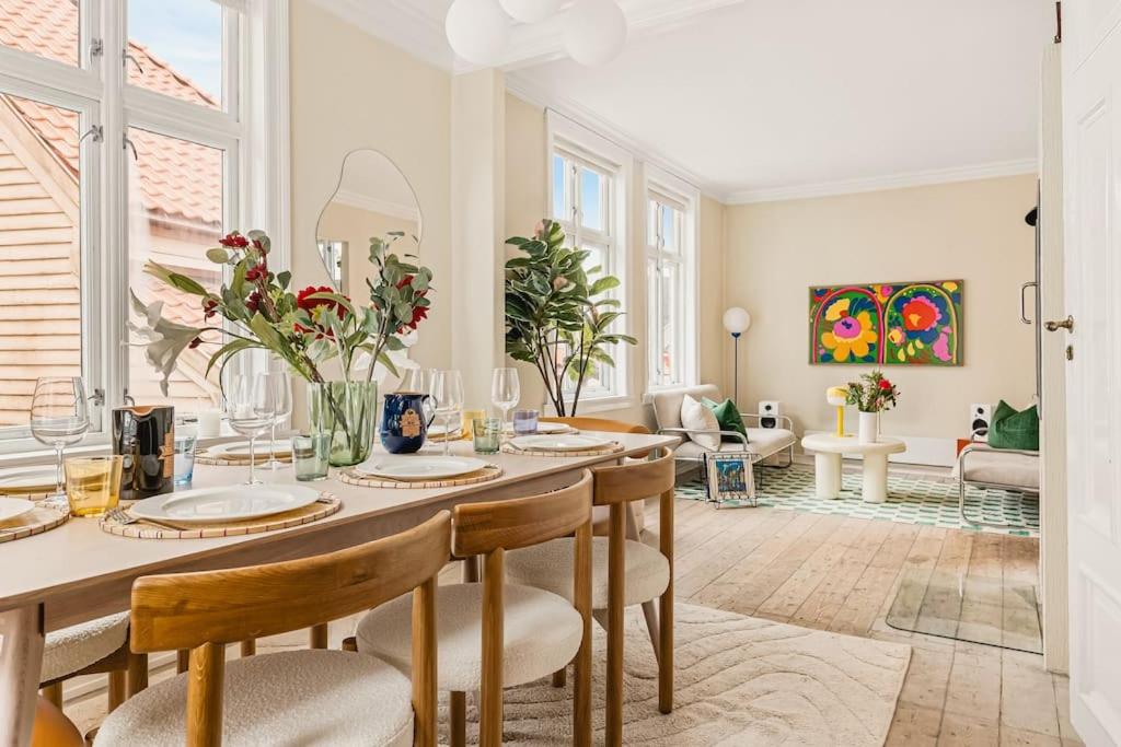 Bergen Vacations - Dinbnb Homes I The 1880 Authentic Bergen Dream I 500m from Bryggen - Property Image 35