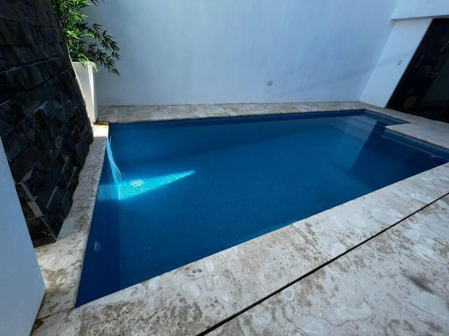 Lujosa casa con piscina
