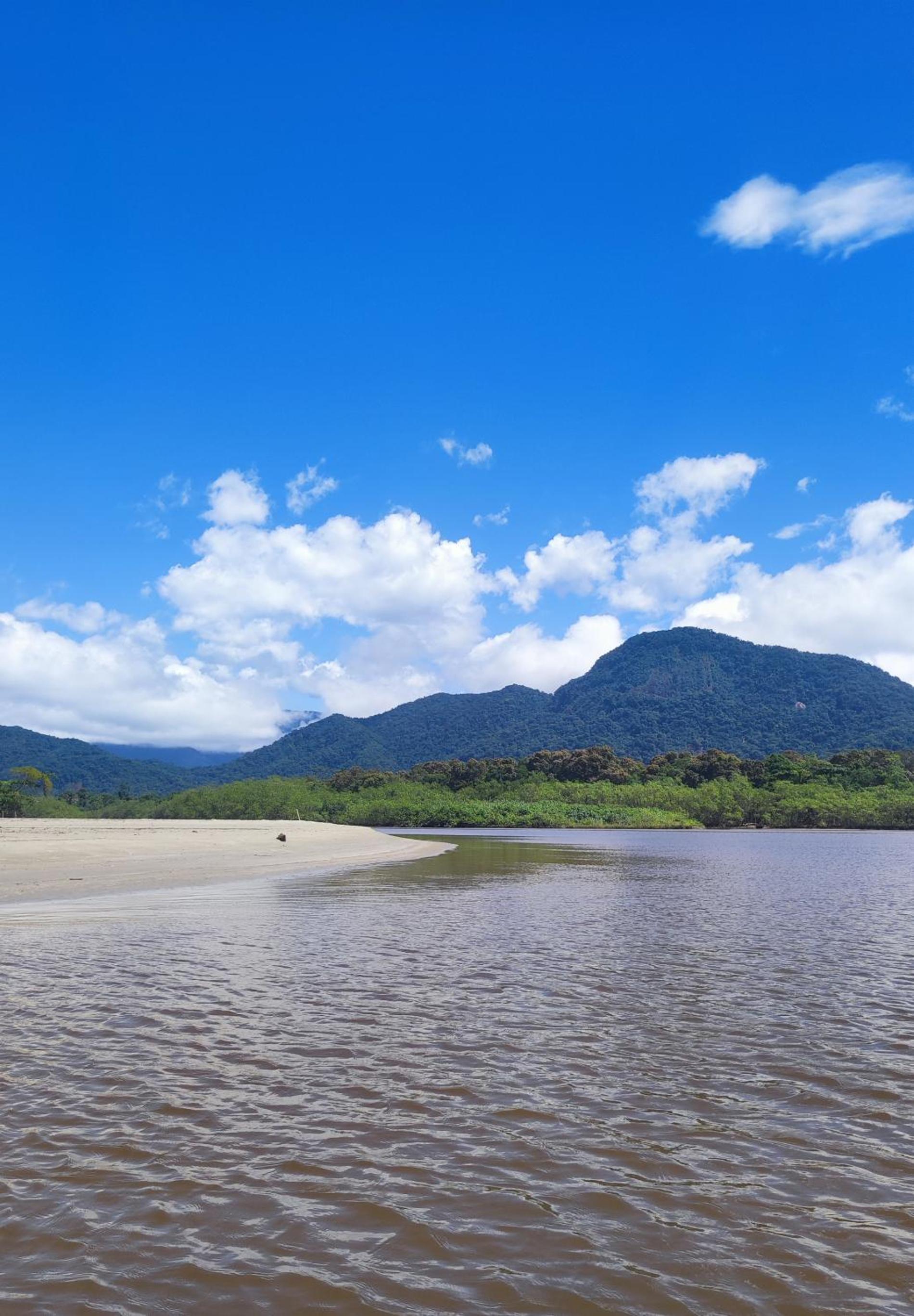 Chalé aconchegante a 50m da Praia - Ubatumirim