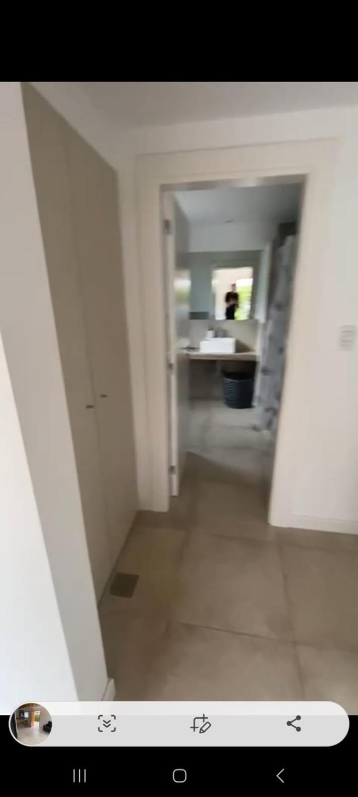 Moderna, calida y luminosa casa en acantilados para 2 Personas