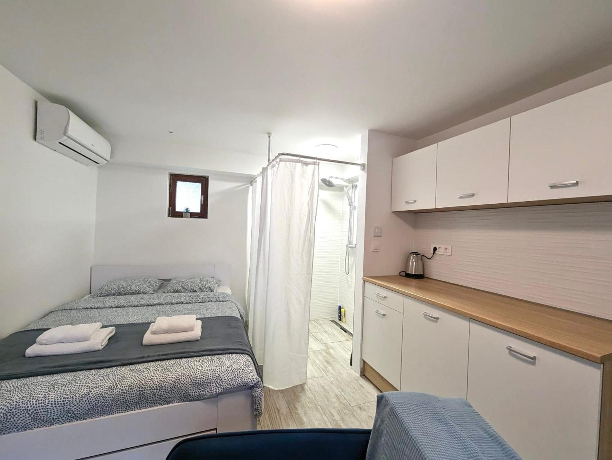 Two Studios in Central Sesvete en Sesvete — hotel room