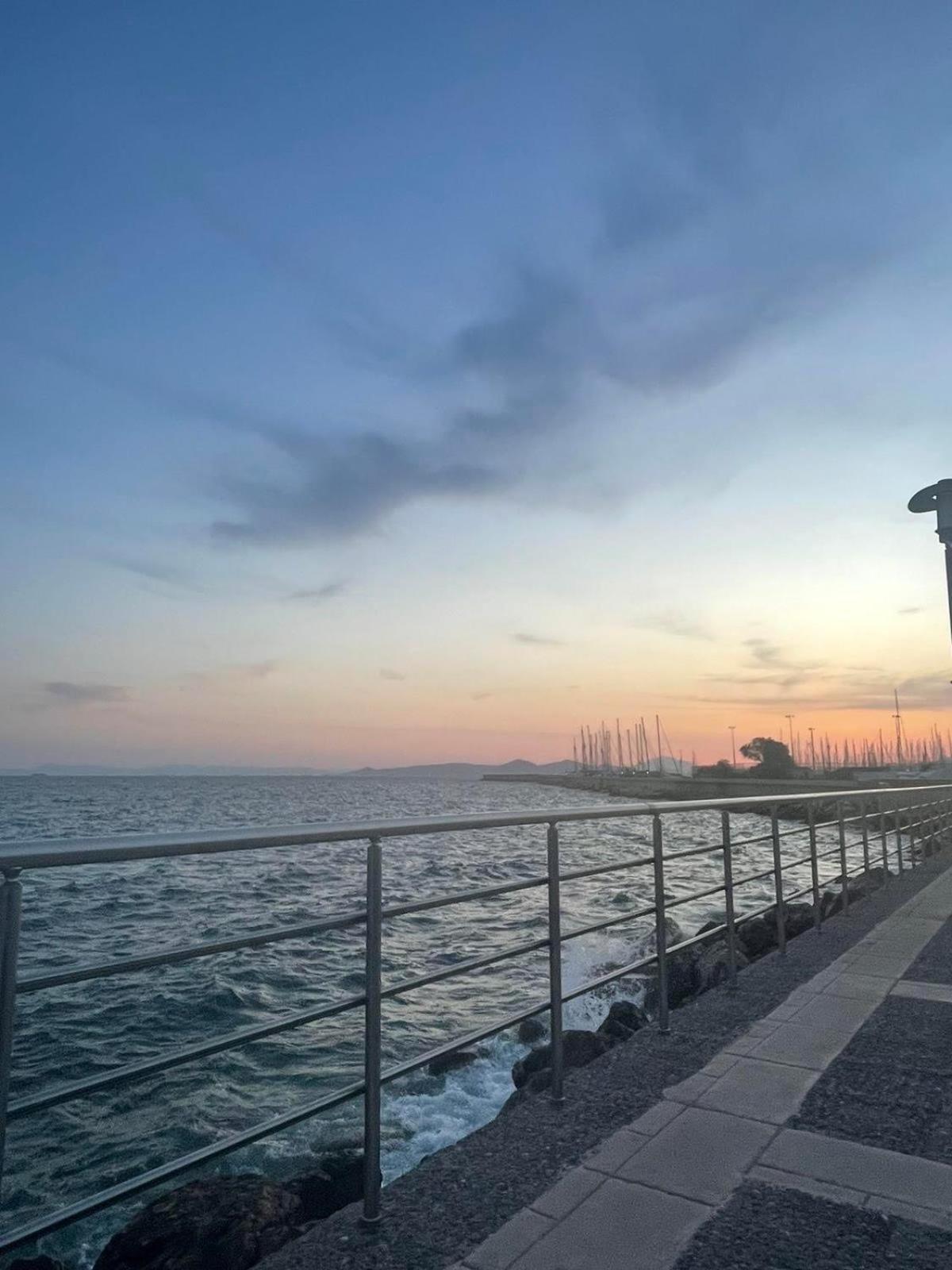 The Lop Athens Holidays Luxury Suites