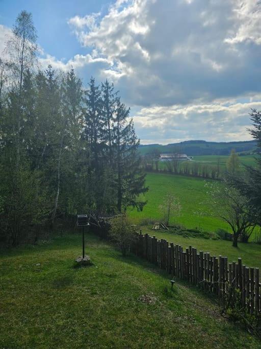 Wochenend Ferienhaus mit tollen Ausblick in die Bucklige Welt