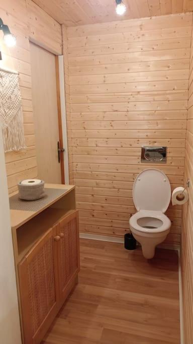 Wochenend Ferienhaus mit tollen Ausblick in die Bucklige Welt