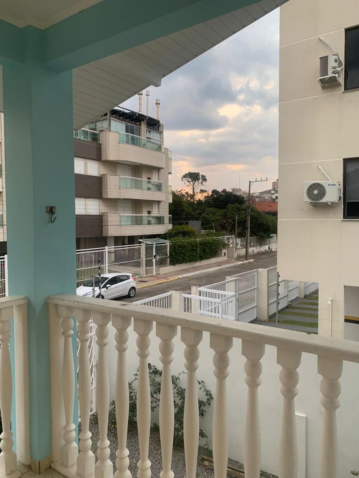 Housebeach